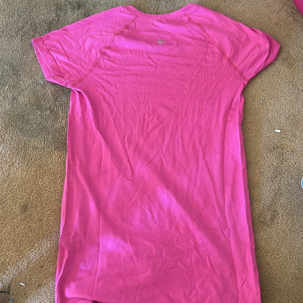 Lululemon Swiftly Tech